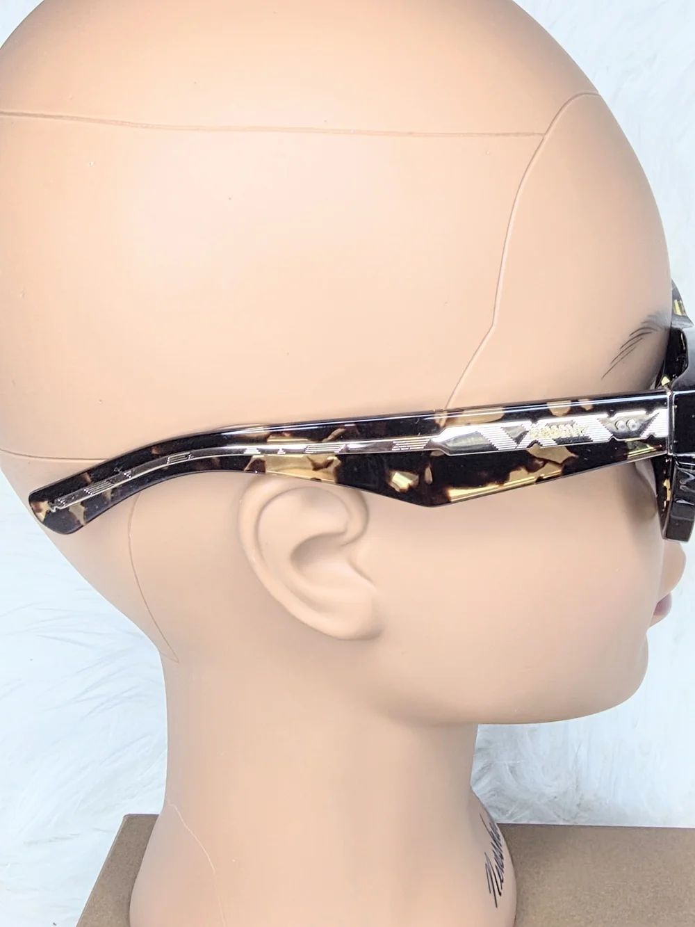 Burberry Tortoise Shell/Havana Gold Sunglasses Dark Gray Lenses NWT Retail $463 - Picture 6 of 10